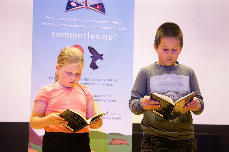 Aurora Iversen og Simen Østby fra Hov skole, var to av deltakerne i årets Sommerles. Foto: Eskil Buseth Folstad / Fjell-Ljom