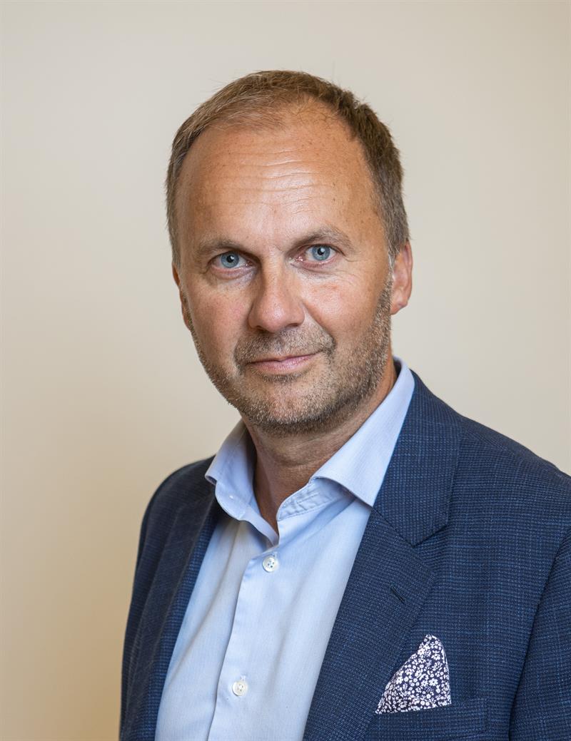 vegard-iversen1.jpg Portrettfoto av direktør for kompetanse, Vegard Iversen.