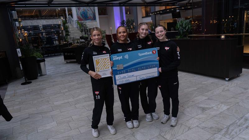 Charlottenlund håndball. Bilde