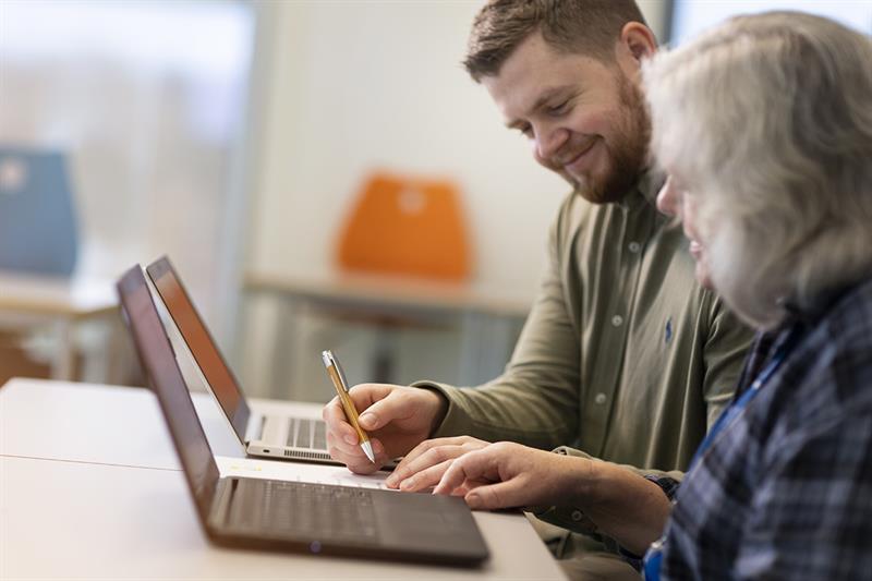 Mange bedrifter har fått kompetanseheving på data og digitalisering ved hjelp av midler fra BIO Trøndelag. Foto: Ronny Danielsen