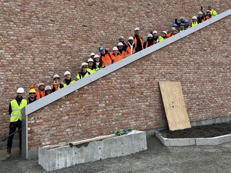 Franske byggingeniør-studenter. Bilde