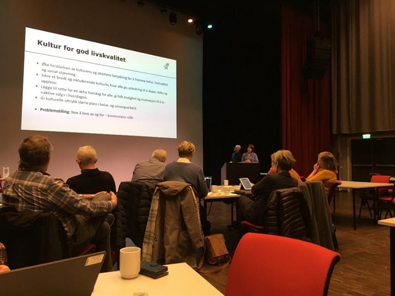 Fylkeskommunen presenterer Kulturstrategi på høring for kommunene i Namdalen på Kulturhuset i Grong. Foto: Anne Caroline Haugan. 