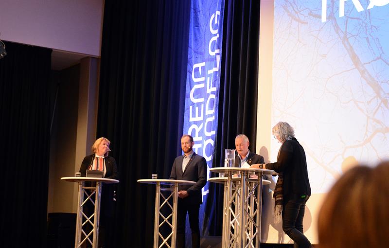 Hege Nordheim-Viken, ordfører Høylandet, Isak Veierud Busch, ordfører Røros og Morten Wolden, kommunedirektør Trondheim og Siri B. Gellein.