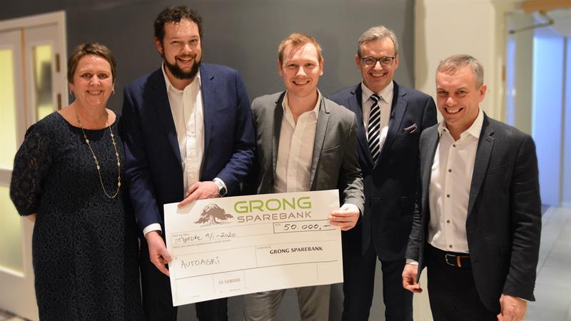 Fra venstre Vigdis Harsvik, Innovasjon Trøndelag, Jostein Sandvik, Eirik Hovstein,  AutoAgri, Jon Håvard Solum, Grong sparebank og Håvard Belbo, T:lab. 