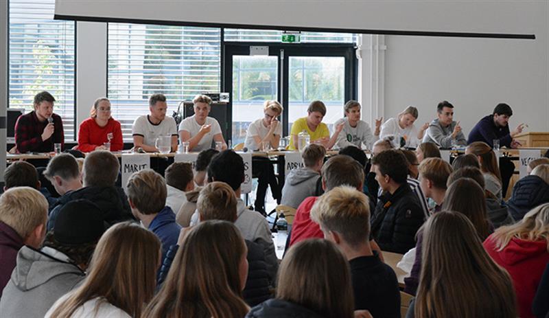 Skoledebatt ved Steinkjer videregående skole Foto: Mona Jønvik Andersson