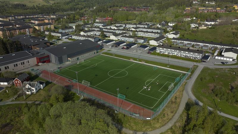 Flatåsen.jpg Dronefoto fotballbane.