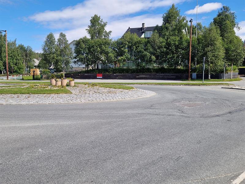Bilde. Fylkesveg 30 rundkjøring Røros