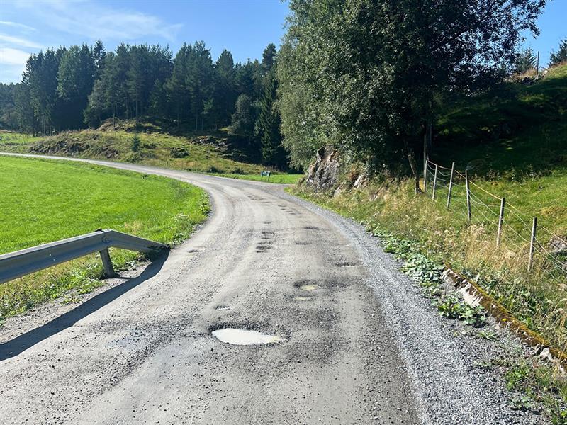 Fylkesveg 6442 Tranvikan i Hitra kommune. Bilde
