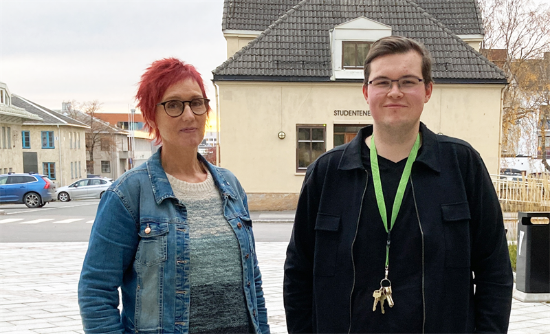 E-sport Bilde av Anne Kathrine Nyland og Sivert Breivikås-